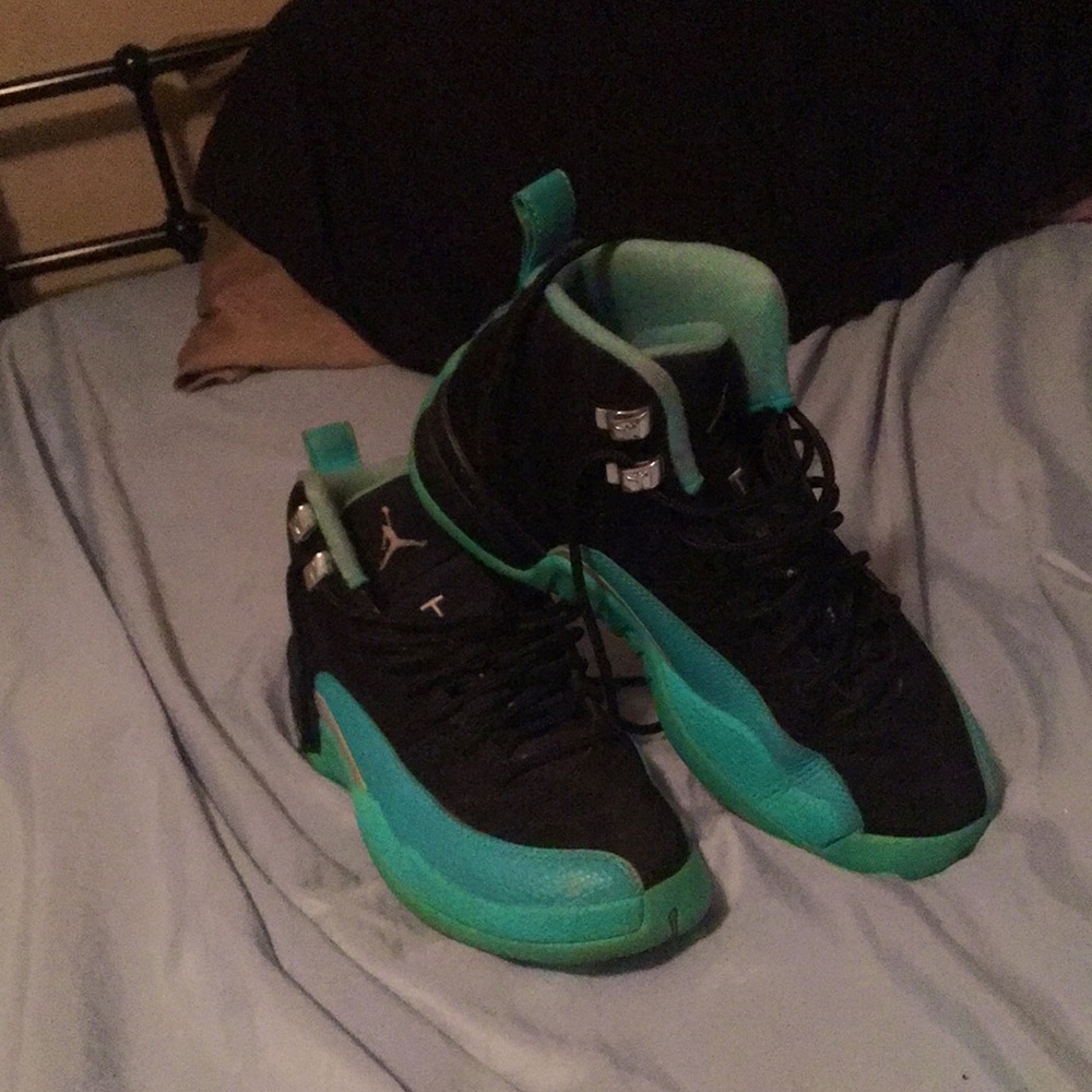 Jorden 12s